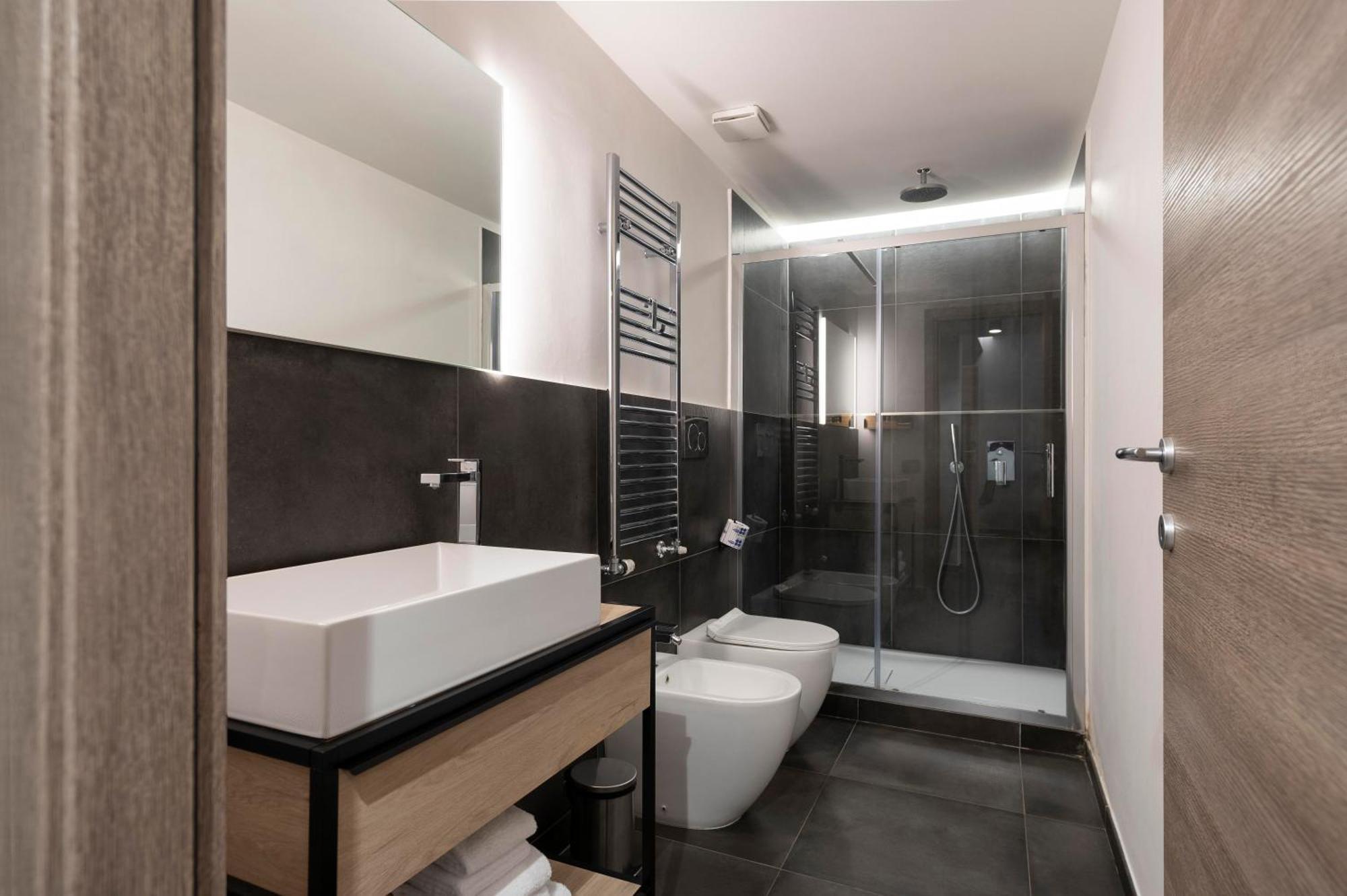 The Point Suites Rome - Guest House Buitenkant foto